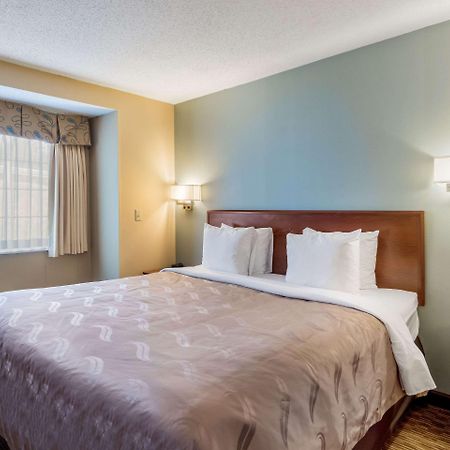Quality Inn Chester - South Richmond Eksteriør billede