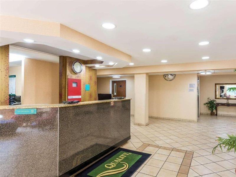 Quality Inn Chester - South Richmond Eksteriør billede