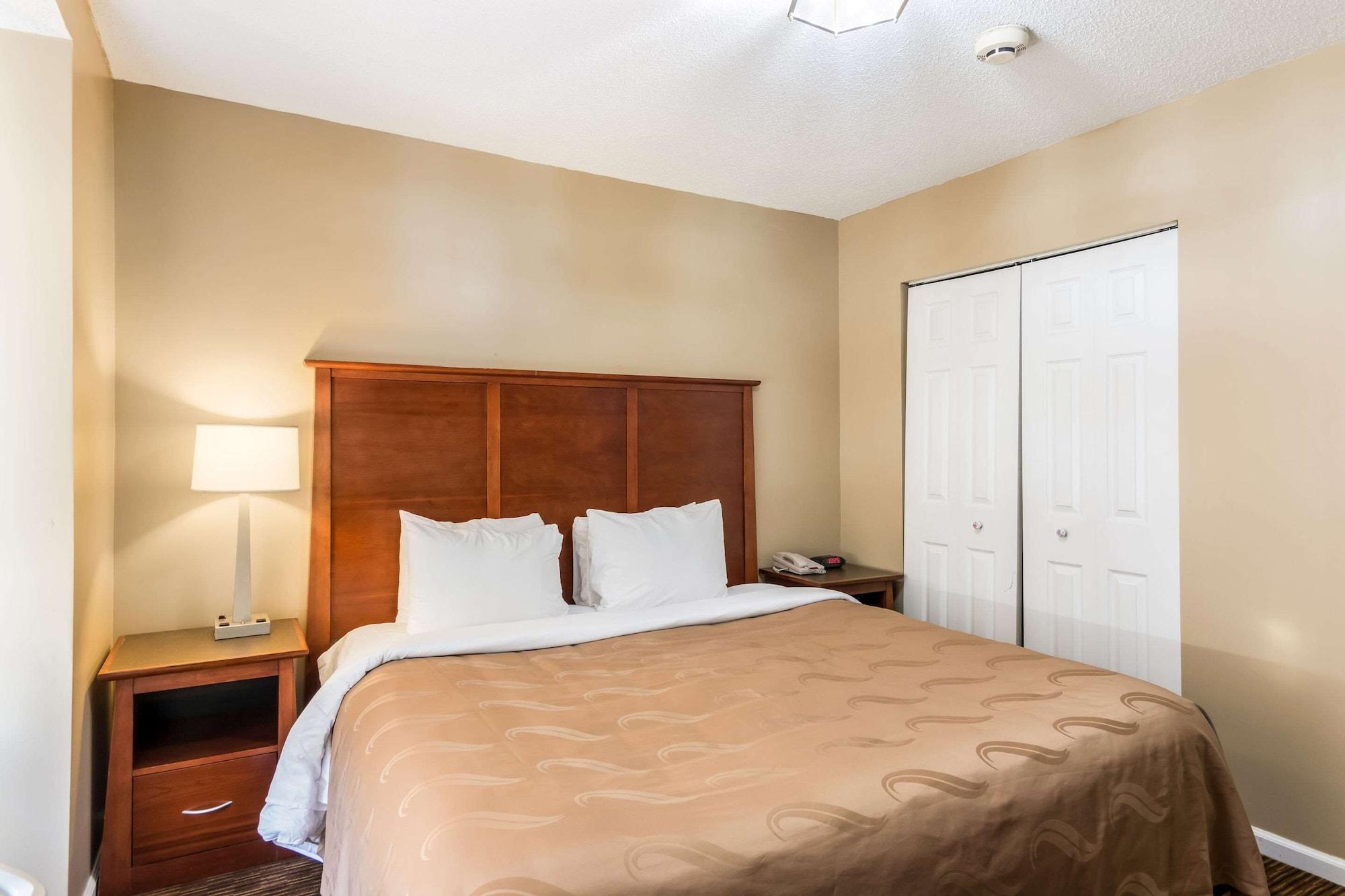 Quality Inn Chester - South Richmond Eksteriør billede