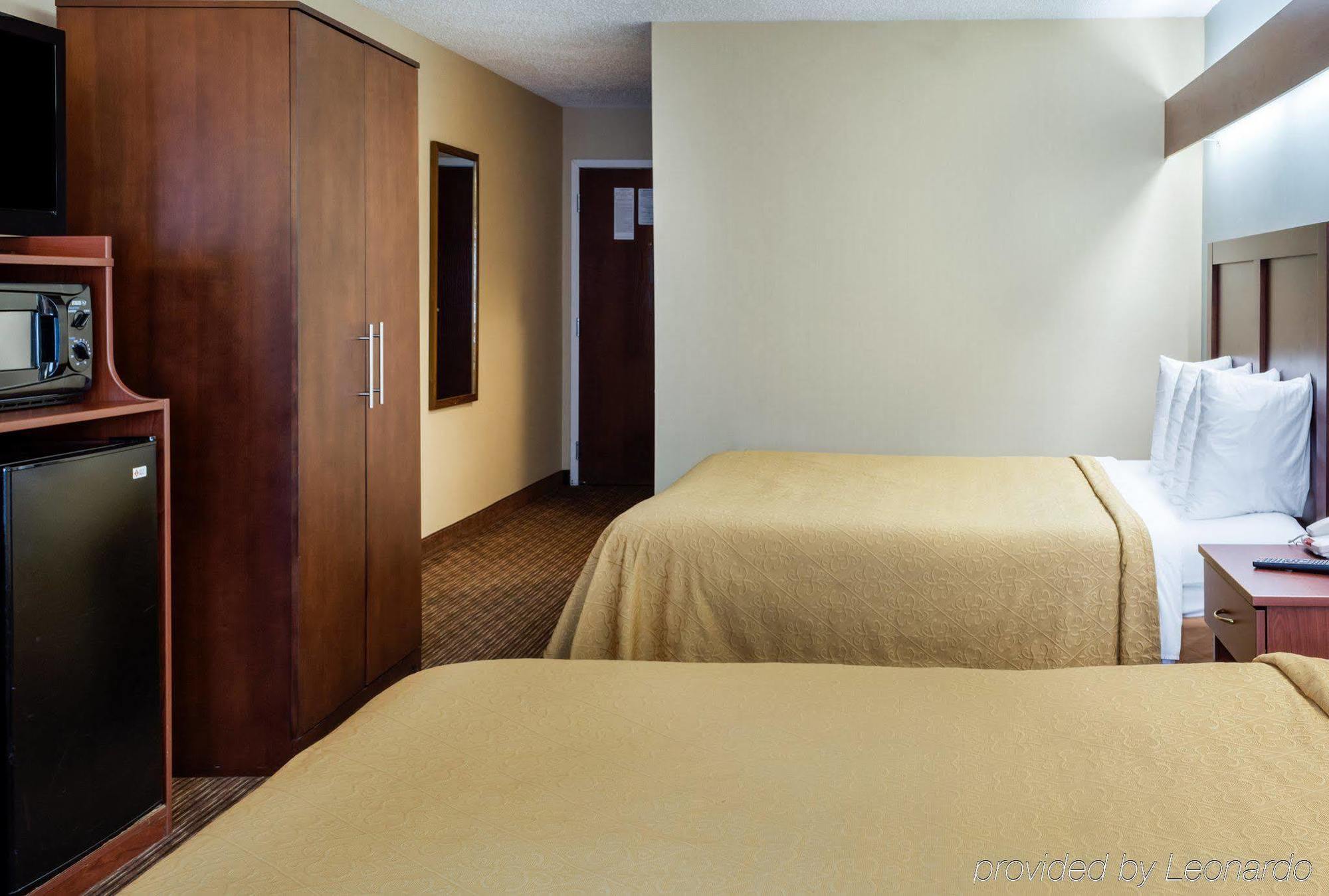 Quality Inn Chester - South Richmond Eksteriør billede