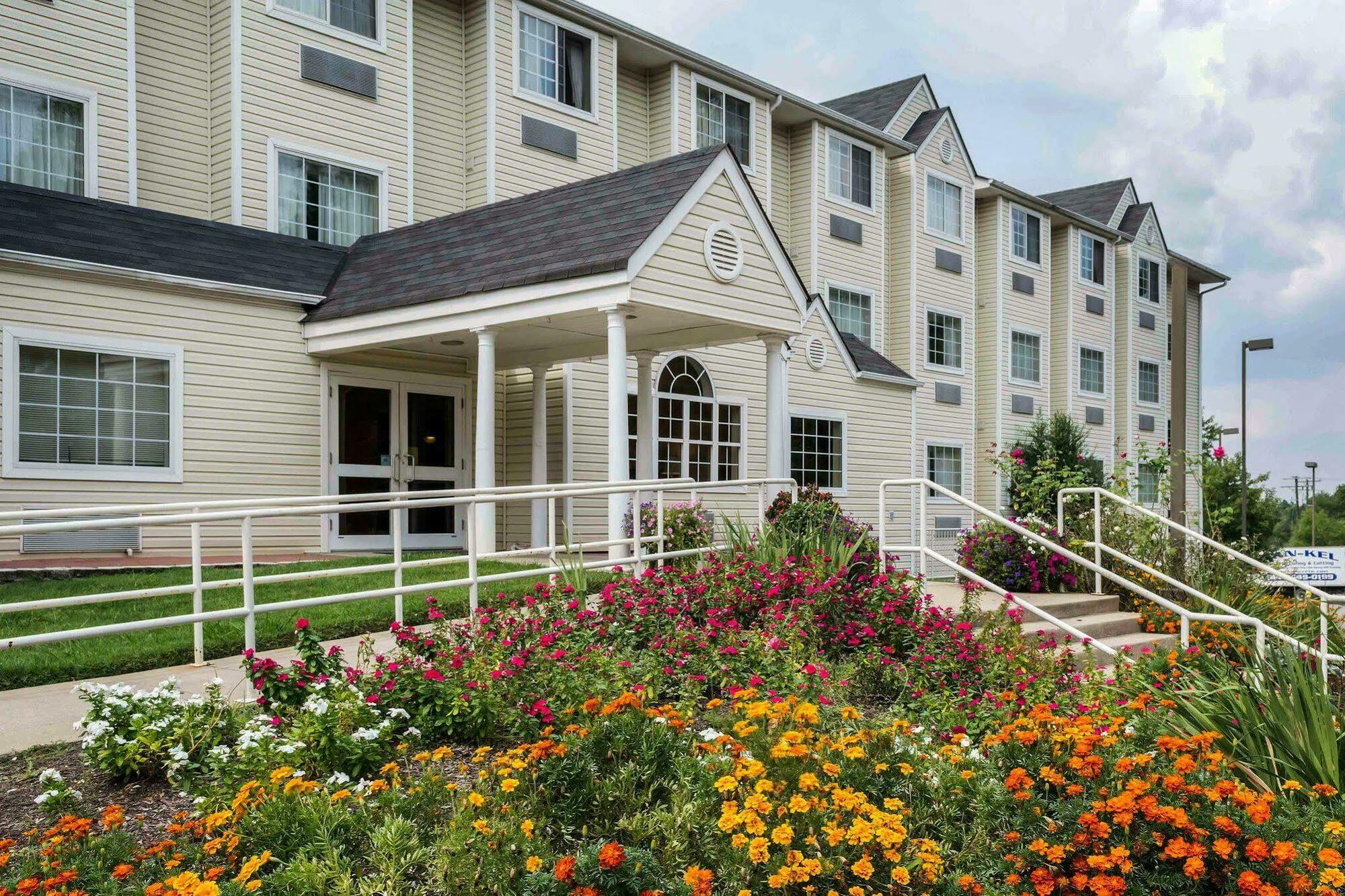 Quality Inn Chester - South Richmond Eksteriør billede
