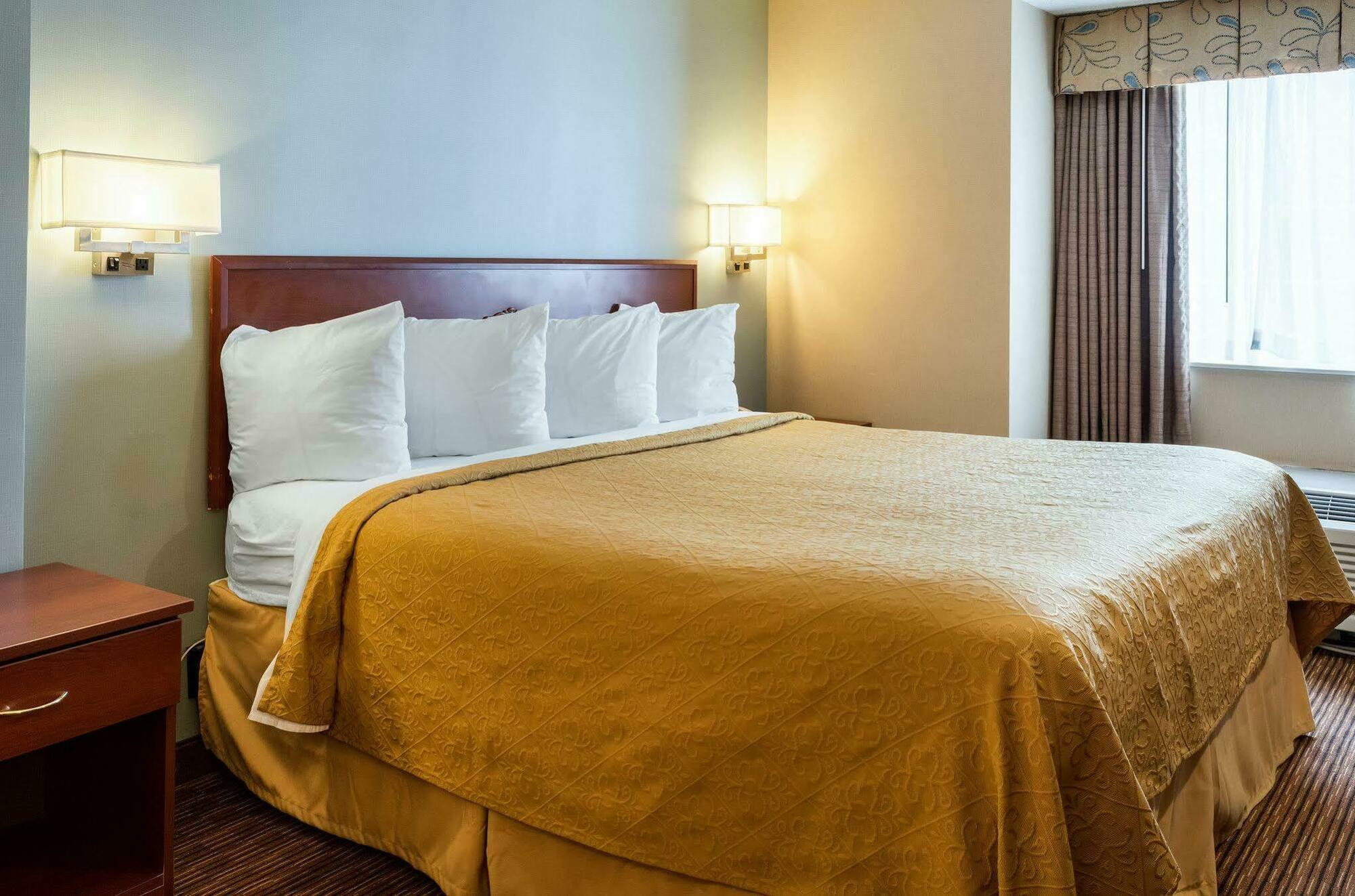 Quality Inn Chester - South Richmond Eksteriør billede